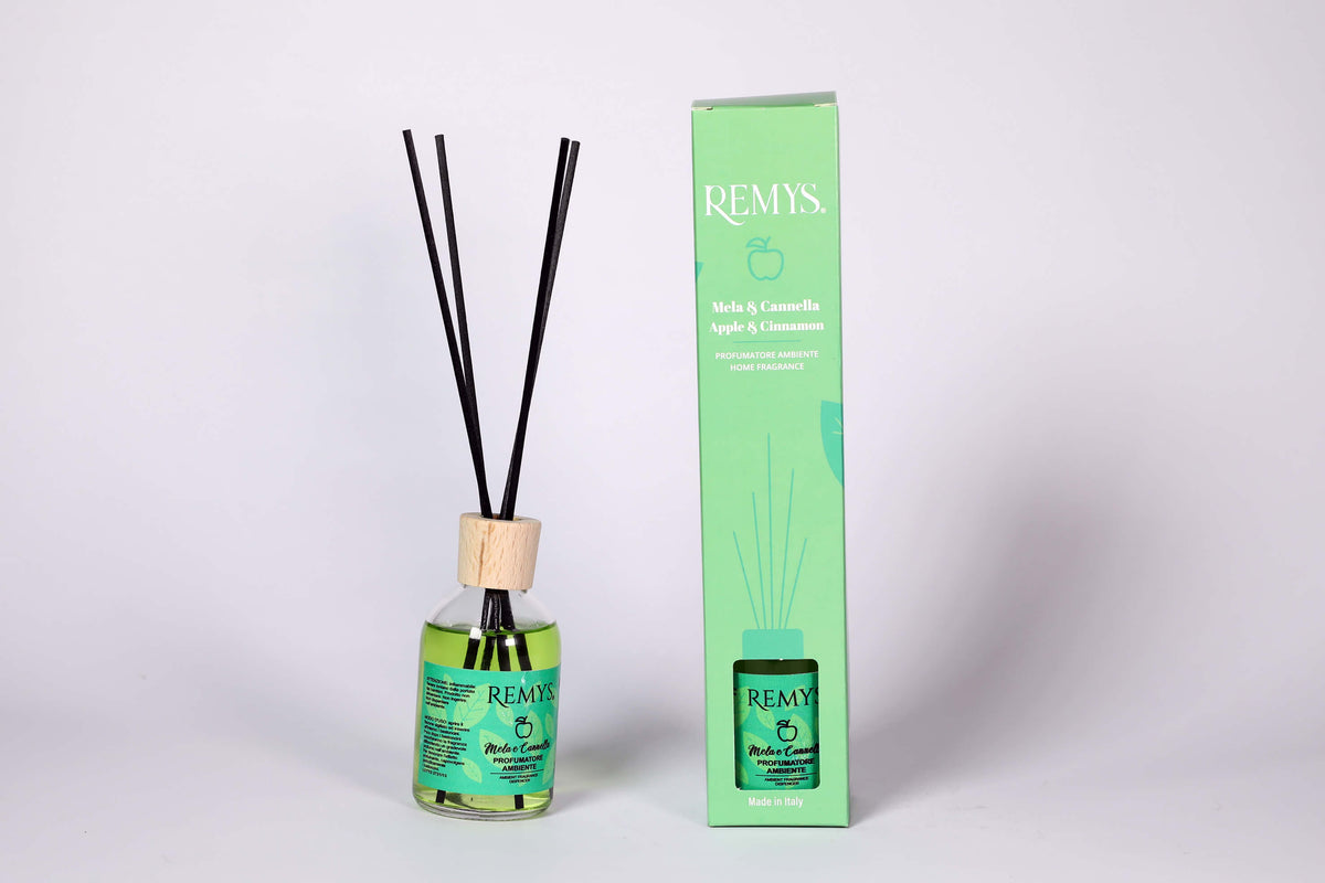 Profumatore con bastoncini mela e cannella 100ml
